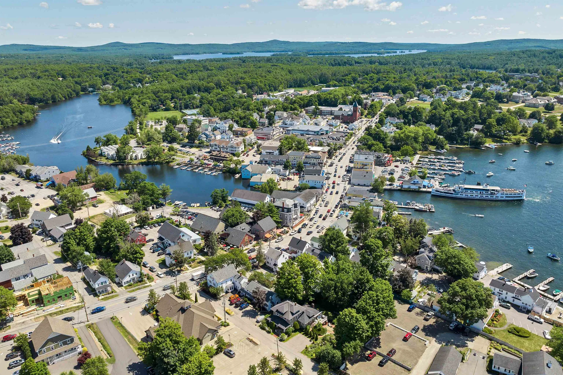 25 N Main Street Wolfeboro NH 03894