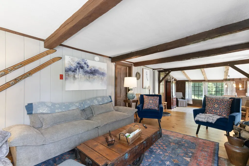 492 Dover Road Newfane VT 05345