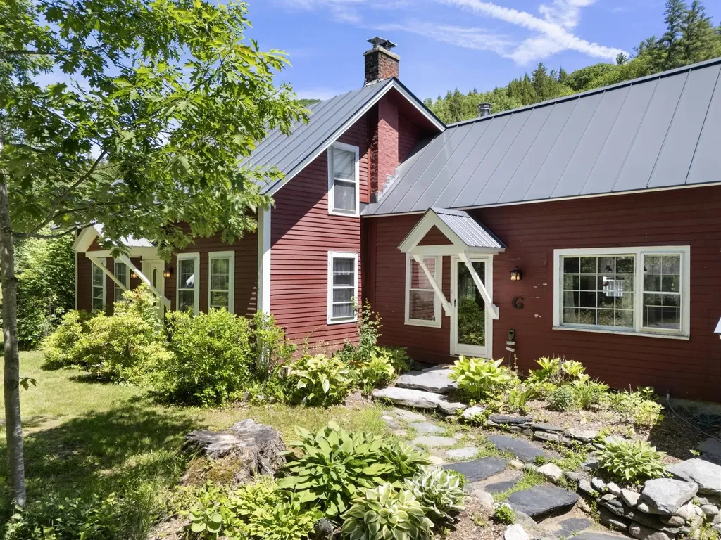 492 Dover Road Newfane VT 05345