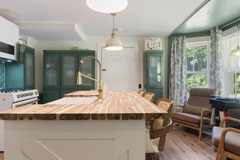 492 Dover Road Newfane VT 05345