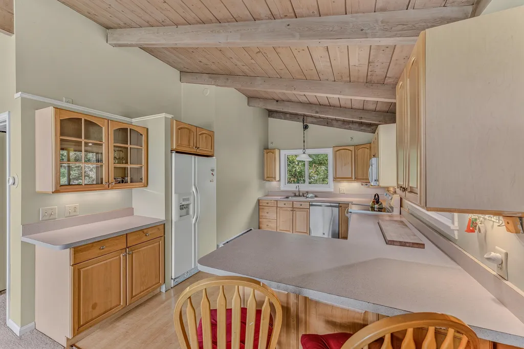 1190 Streeter Pond Road Sugar Hill NH 03586