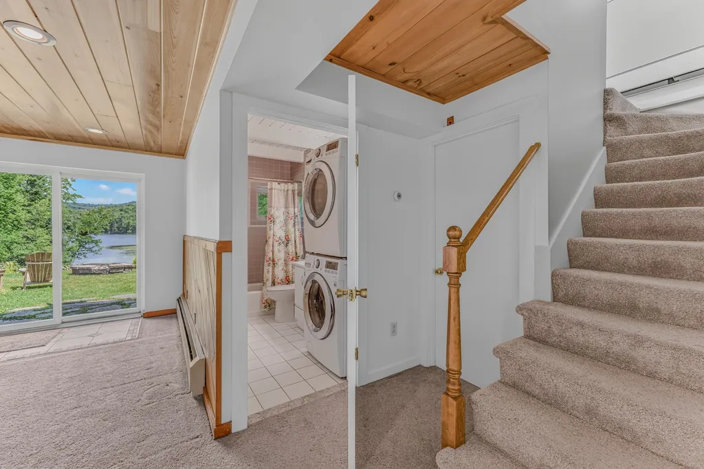1190 Streeter Pond Road Sugar Hill NH 03586