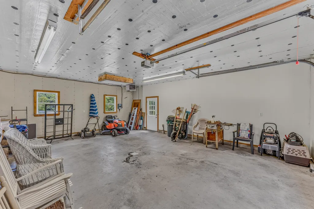 1190 Streeter Pond Road Sugar Hill NH 03586