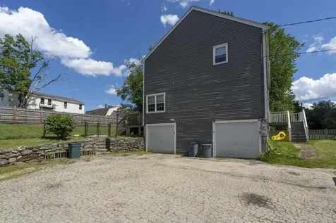 6 Frost Road Derry NH 03038