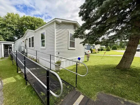 9 Billings Mobile Manor Rutland City VT 05701