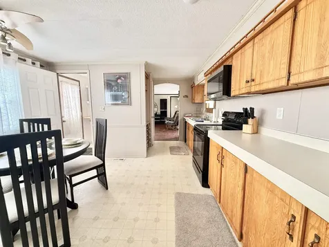 9 Billings Mobile Manor Rutland City VT 05701