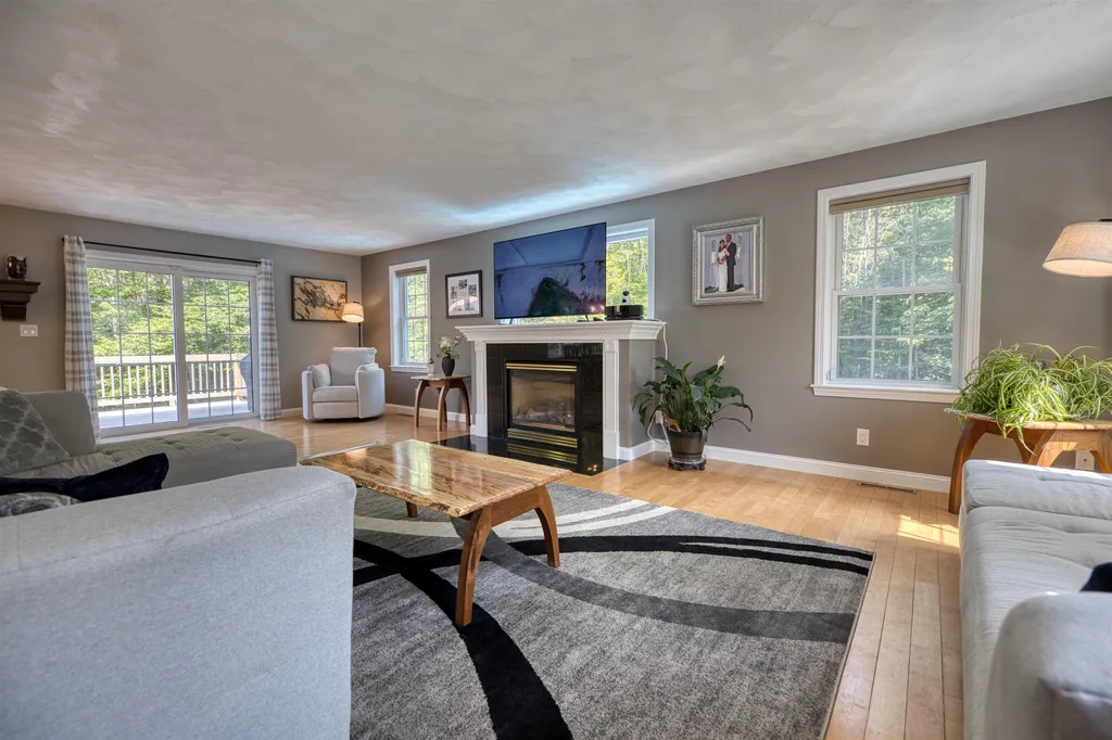 377 Kings Highway New Durham NH 03855