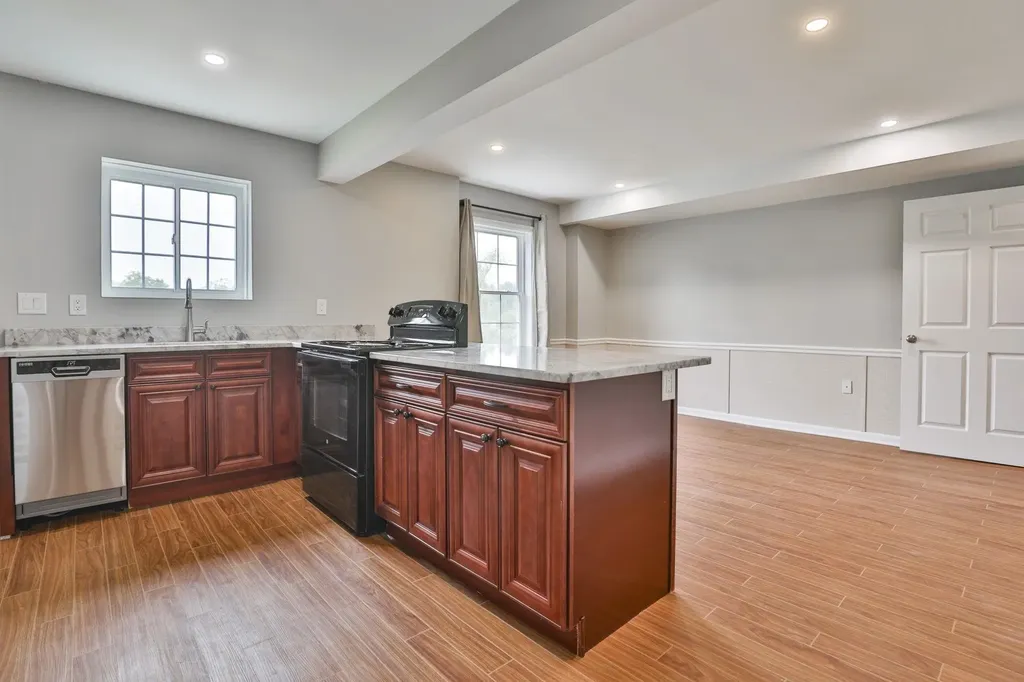 41A Howe Lane Hollis NH 03049