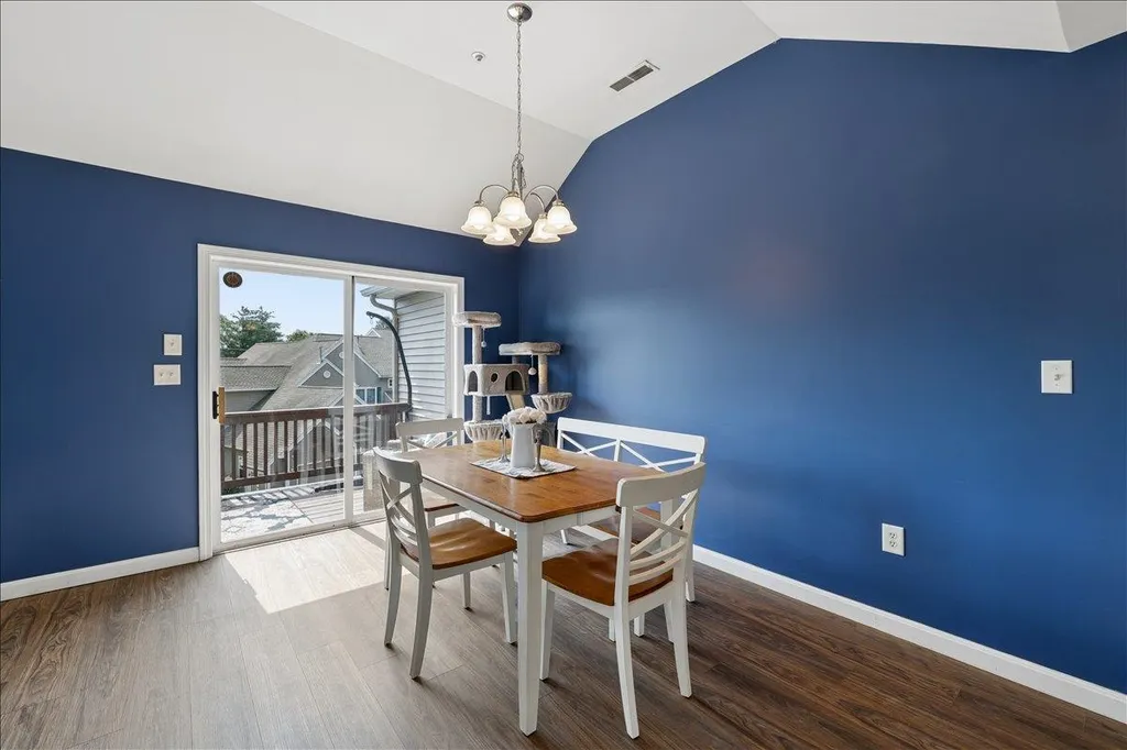 11 Edward Circle Bedford NH 03110