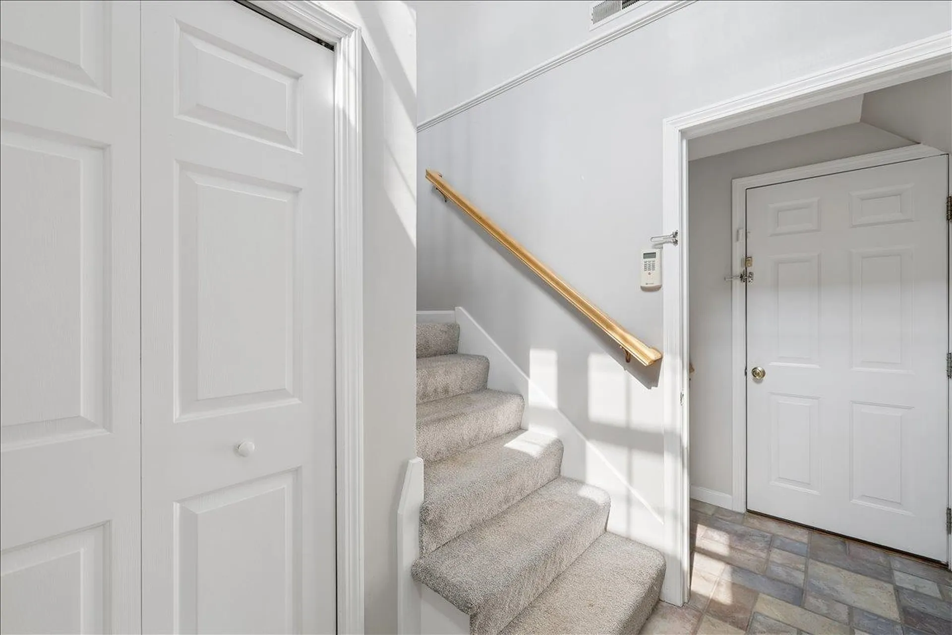 11 Edward Circle Bedford NH 03110