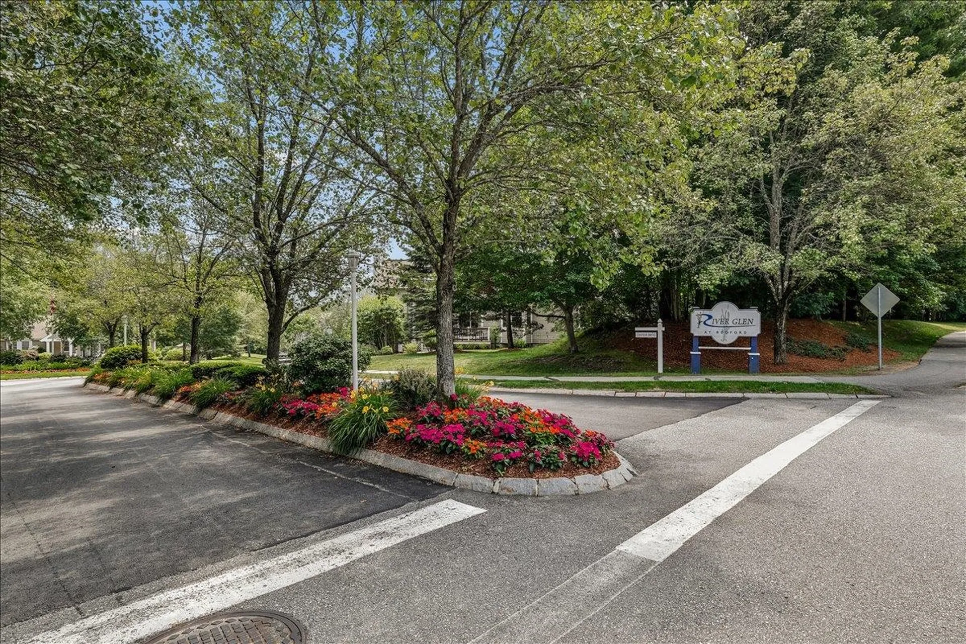 11 Edward Circle Bedford NH 03110