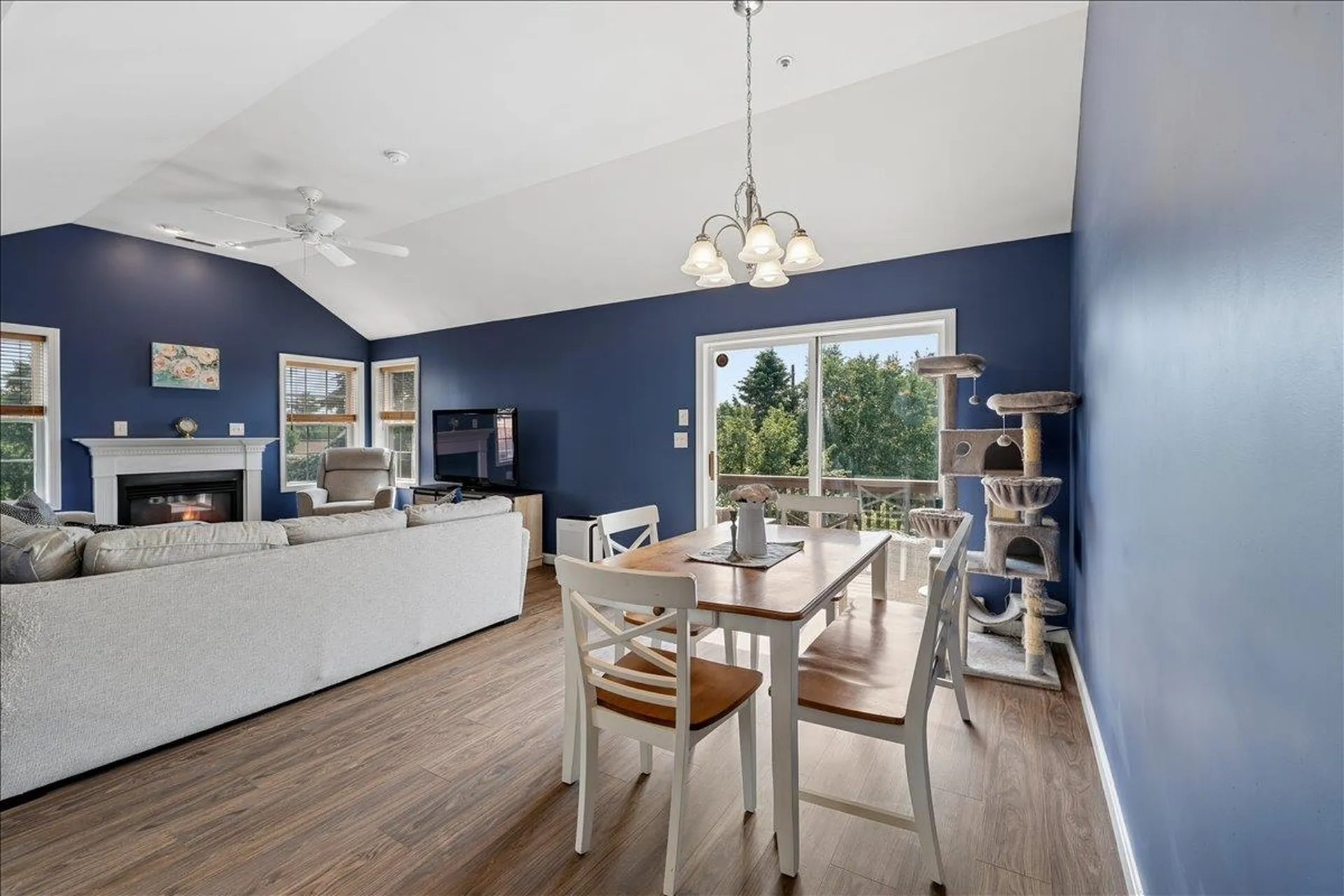 11 Edward Circle Bedford NH 03110