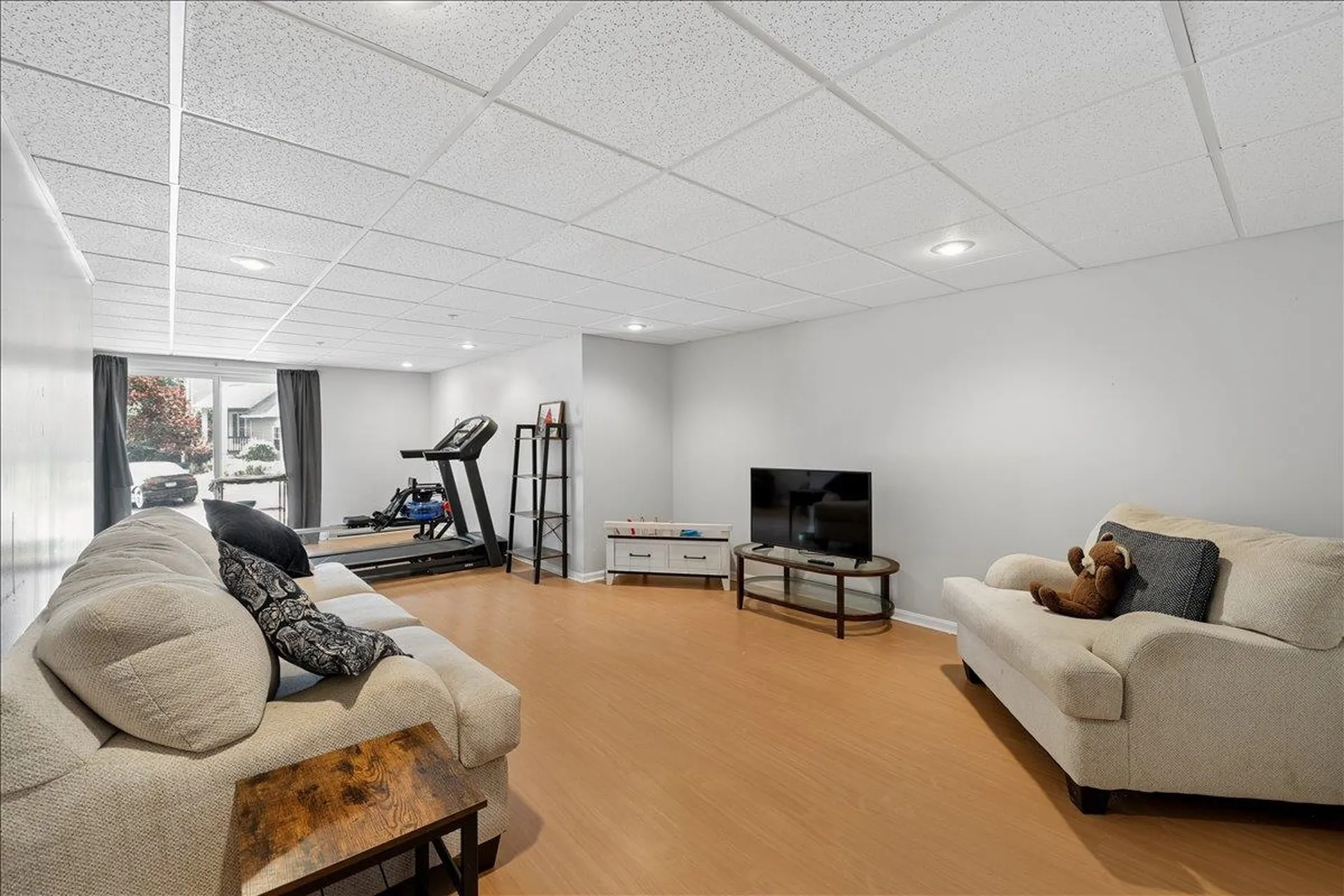 11 Edward Circle Bedford NH 03110