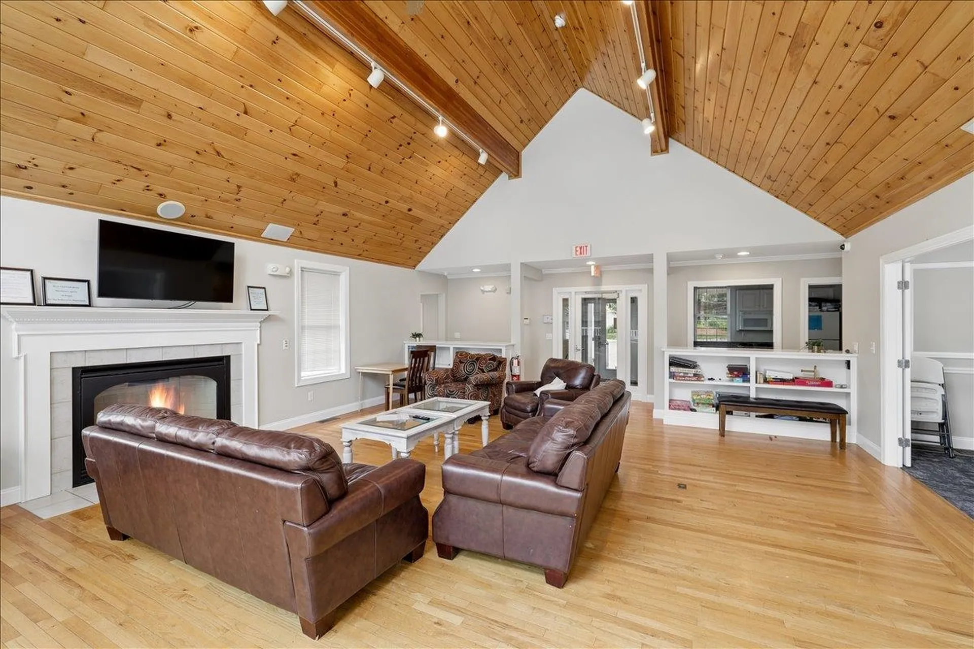 11 Edward Circle Bedford NH 03110