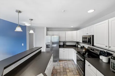 11 Edward Circle Bedford NH 03110
