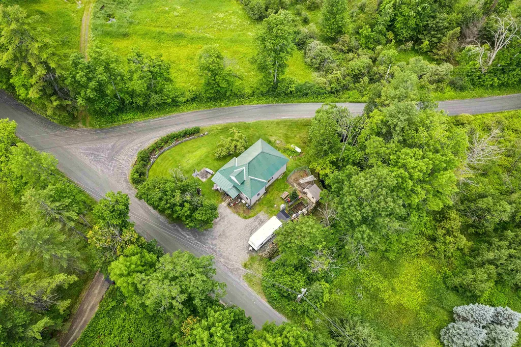 2556 Church Hill Road Woodstock VT 05091