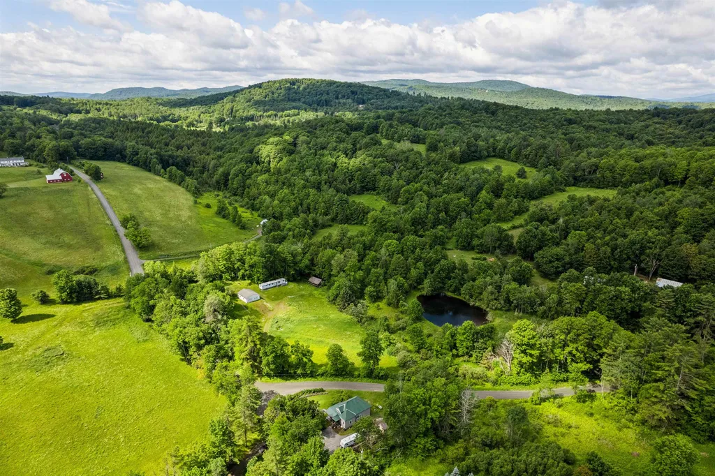 2556 Church Hill Road Woodstock VT 05091