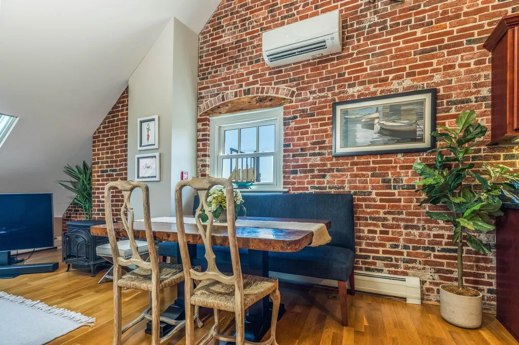 159 State Street Portsmouth NH 03801