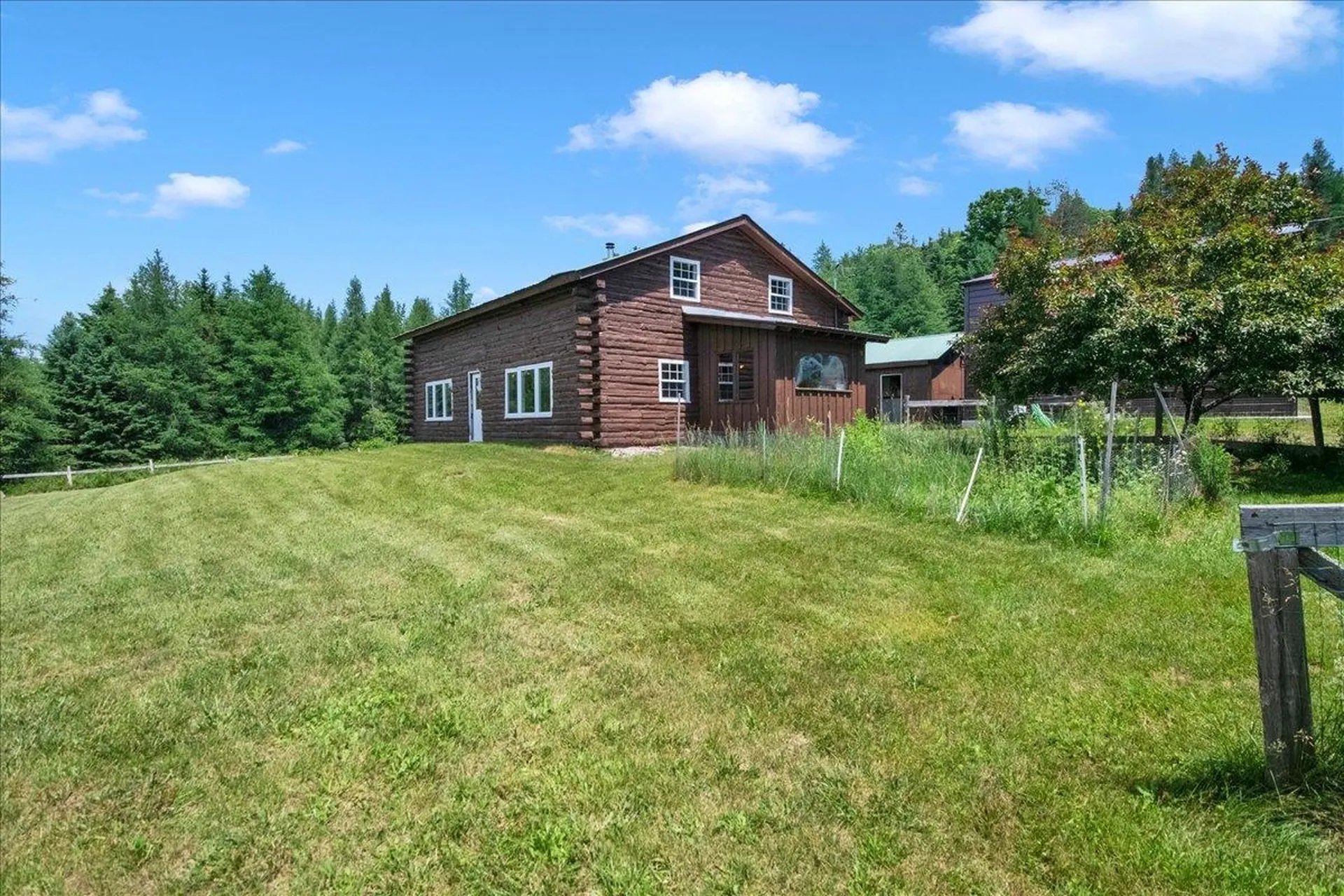 33 Foster Lane Orange VT 05641-4474