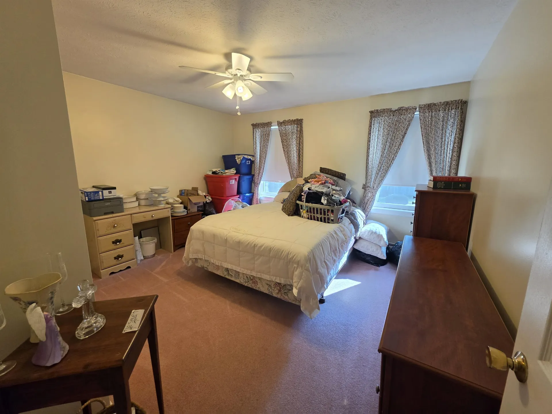 2 Isabella Drive Londonderry NH 03053