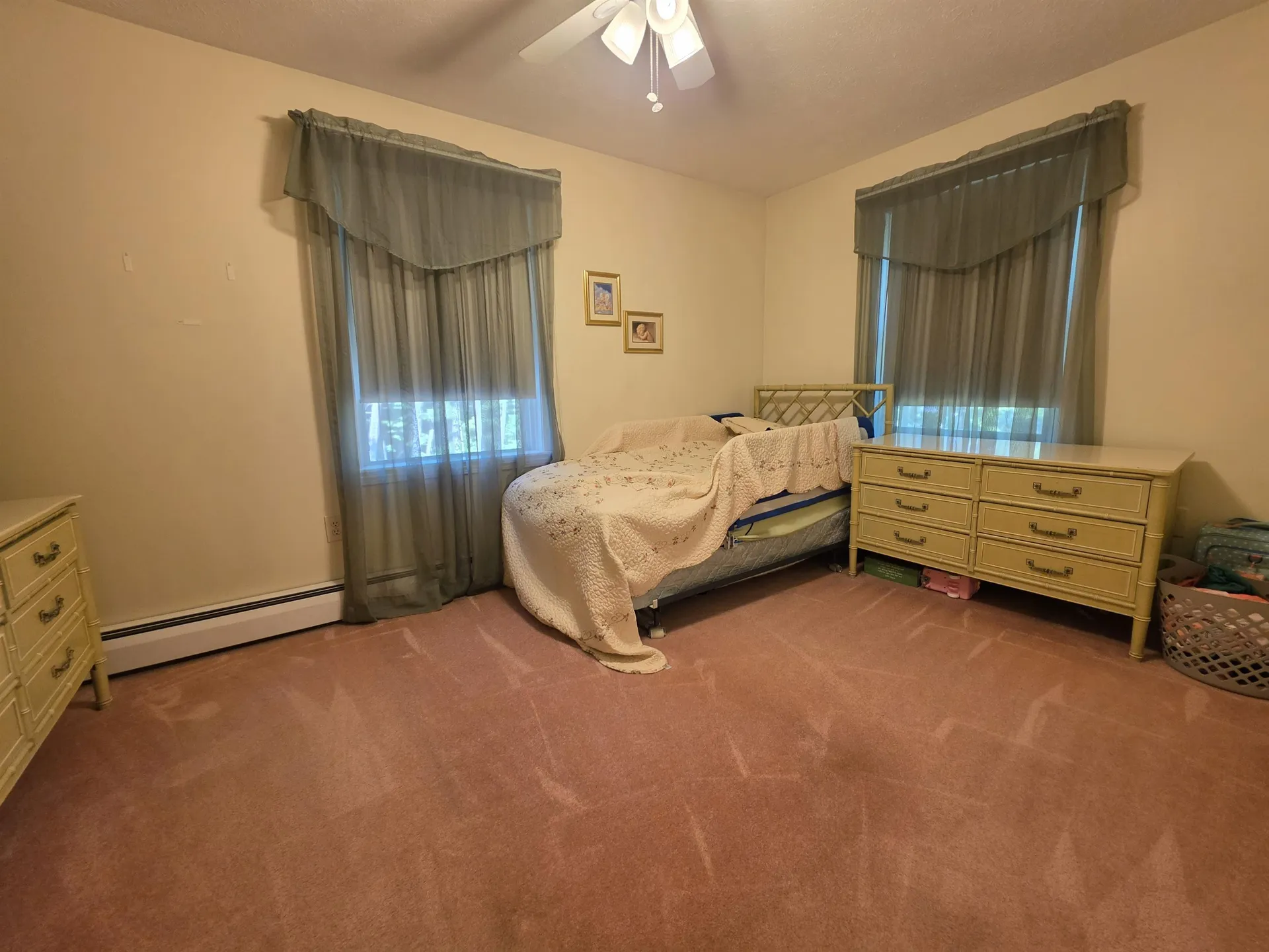 2 Isabella Drive Londonderry NH 03053