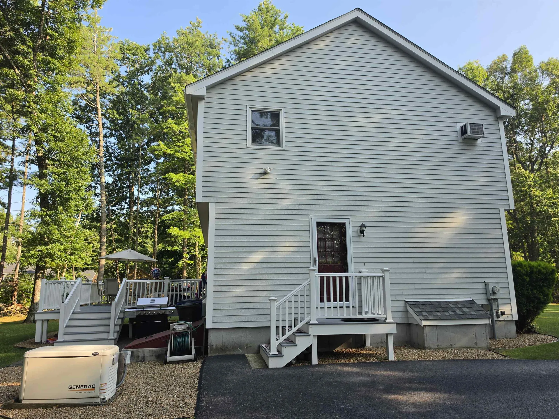 2 Isabella Drive Londonderry NH 03053