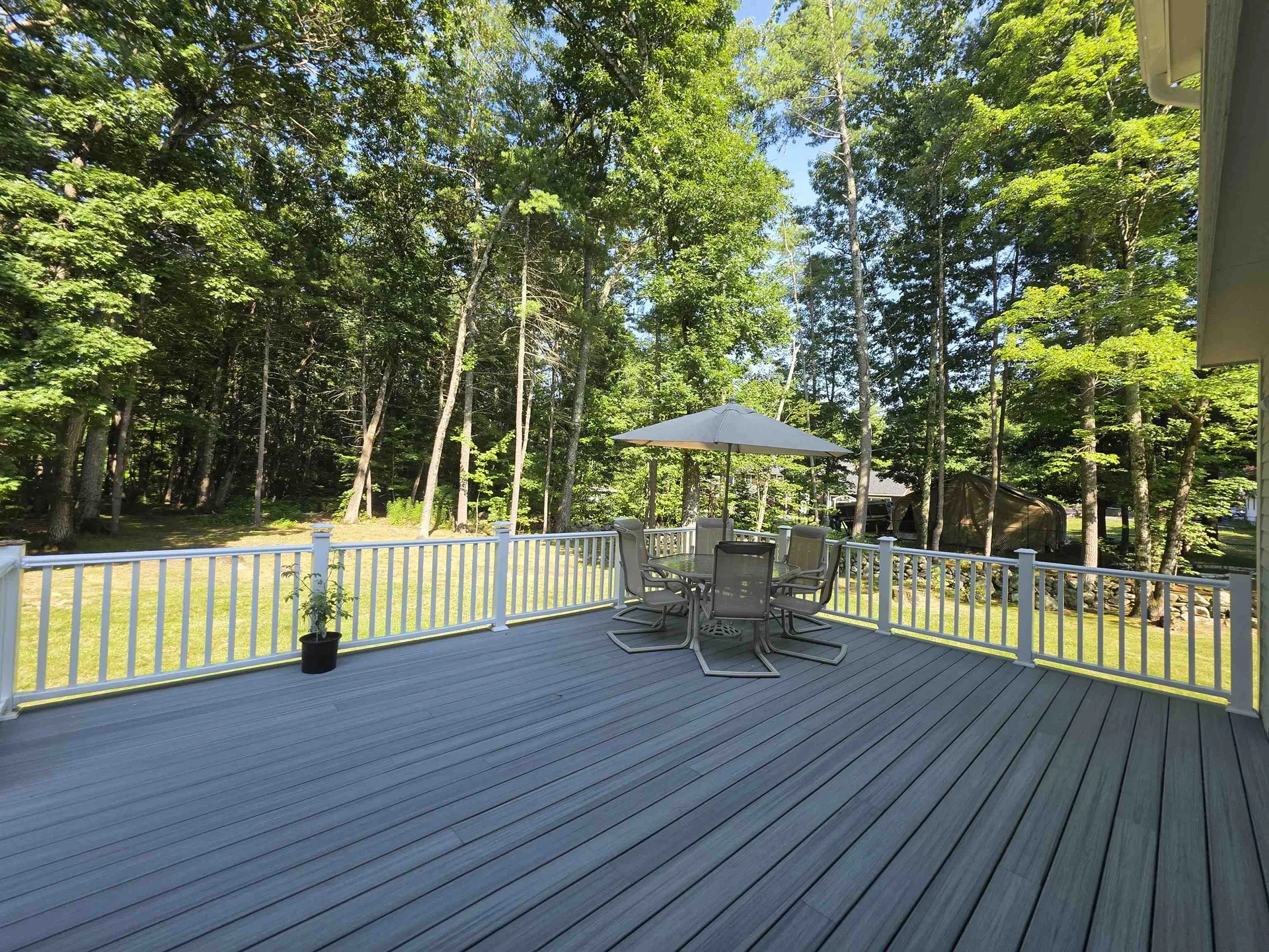 2 Isabella Drive Londonderry NH 03053
