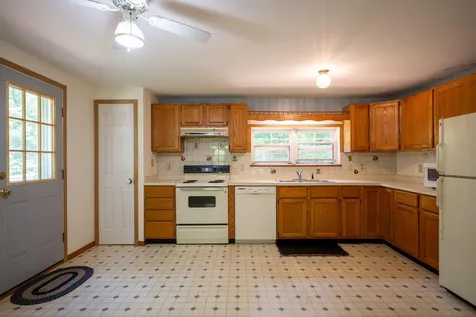 221 Steeplewood Lane Ferrisburgh VT 05456