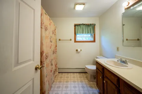 221 Steeplewood Lane Ferrisburgh VT 05456