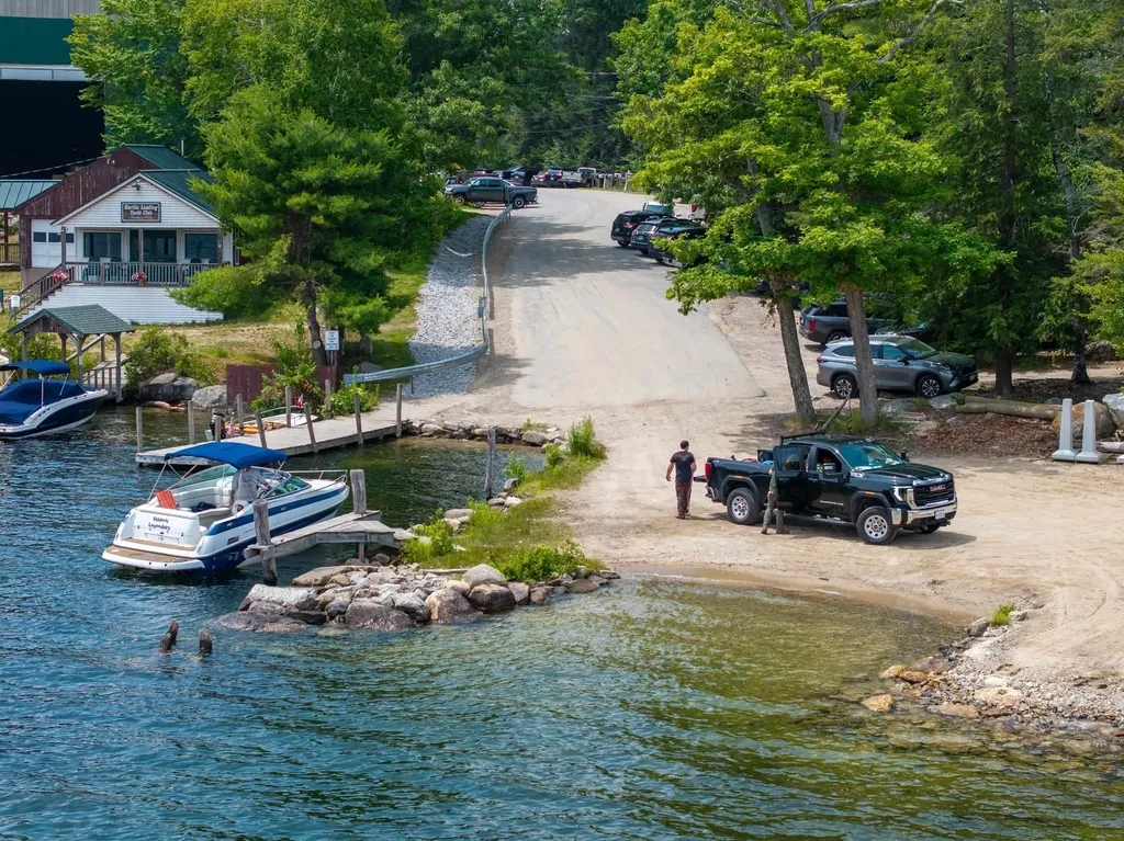 484 Long Island Road Moultonborough NH 03254