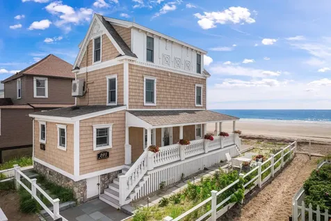 225 Atlantic Avenue Wells ME 04090