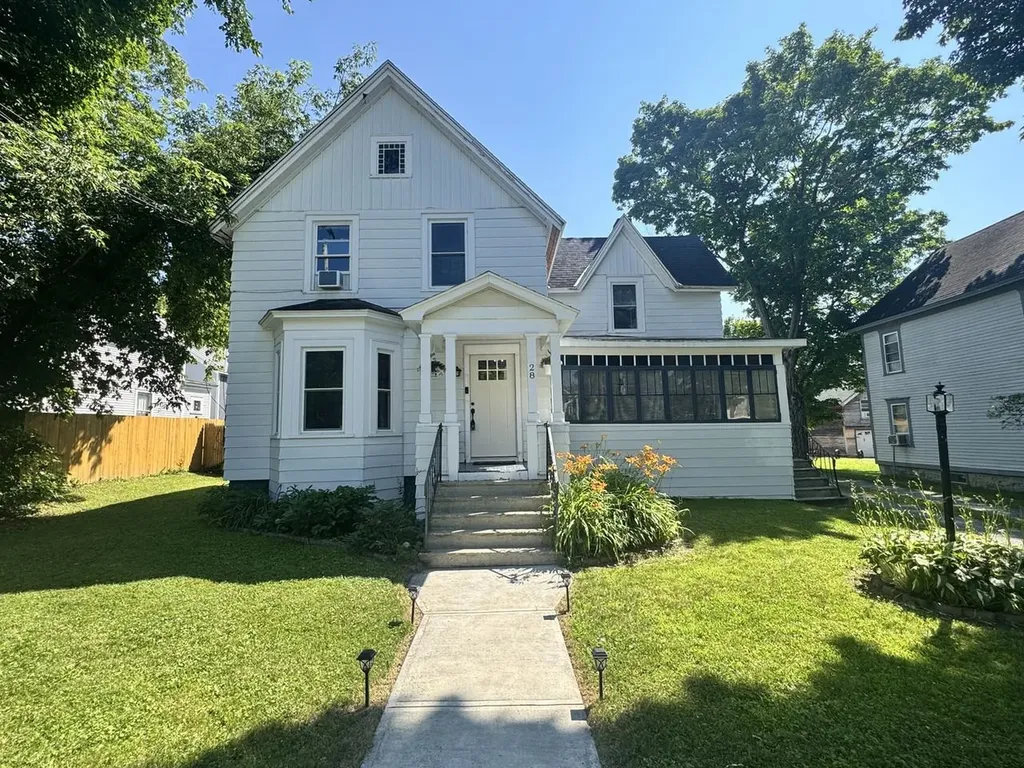 28 Diamond Street St. Albans City VT 05478