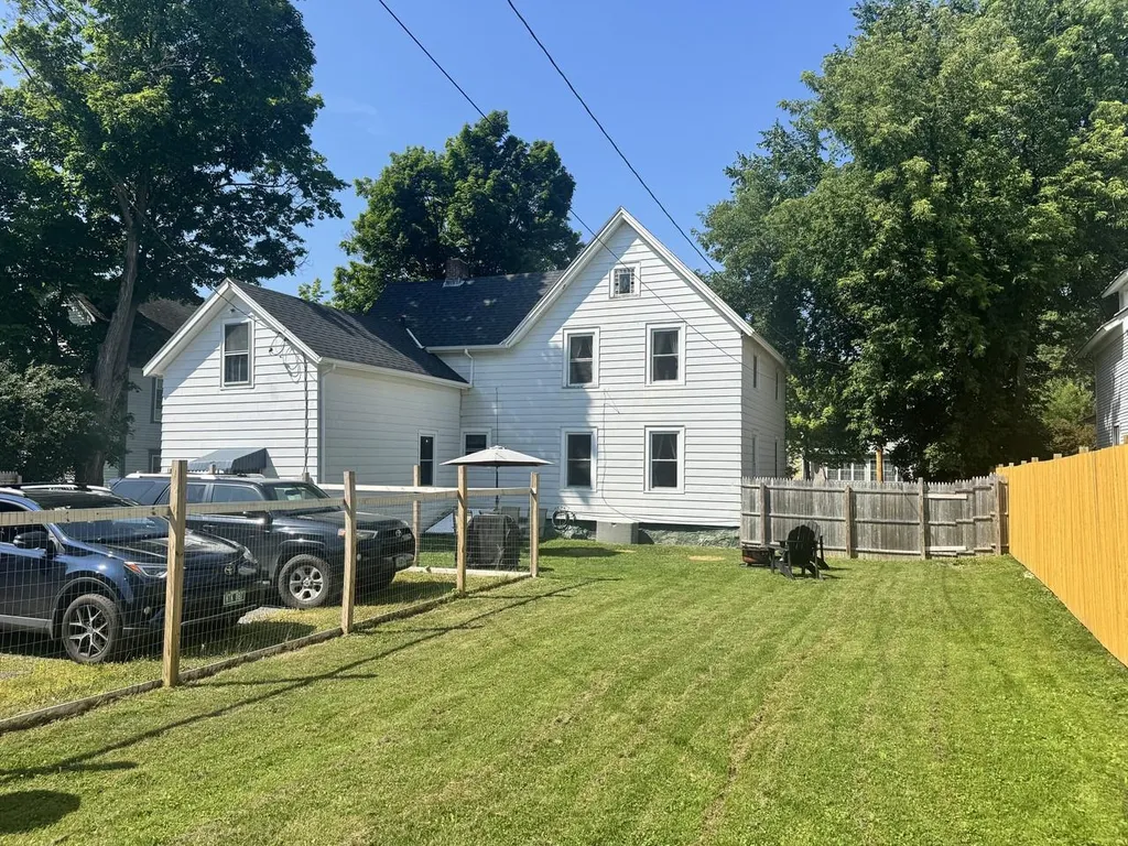 28 Diamond Street St. Albans City VT 05478