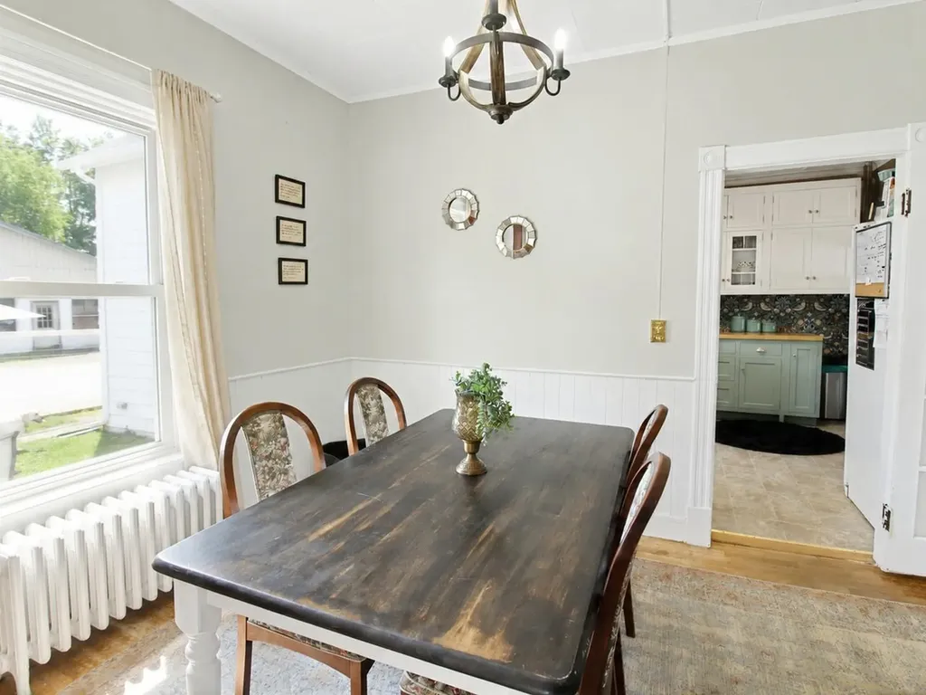28 Diamond Street St. Albans City VT 05478