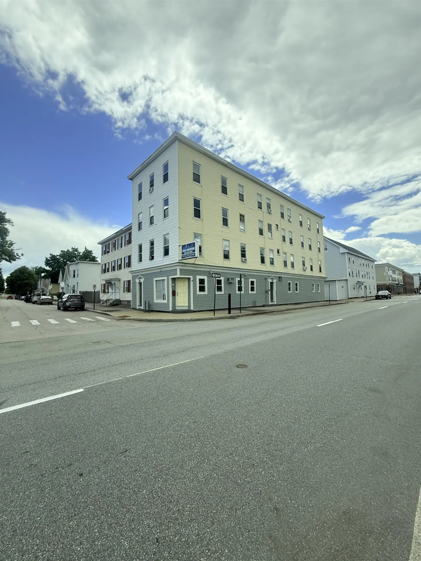 303 Pine Street Manchester NH 03103