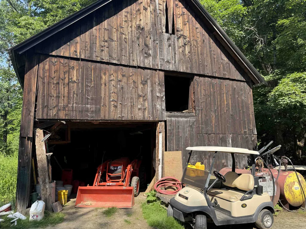 2066 Route 12a Northfield VT 05663
