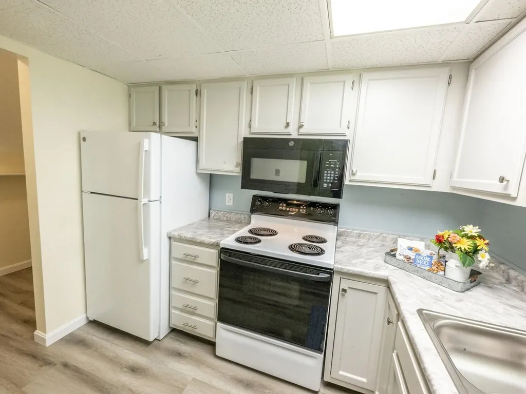 86 Pinecrest Drive Essex VT 05452