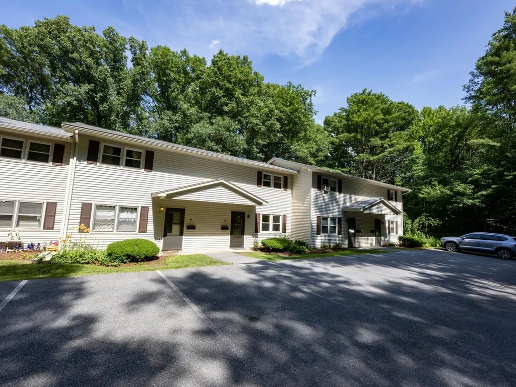 86 Pinecrest Drive Essex VT 05452
