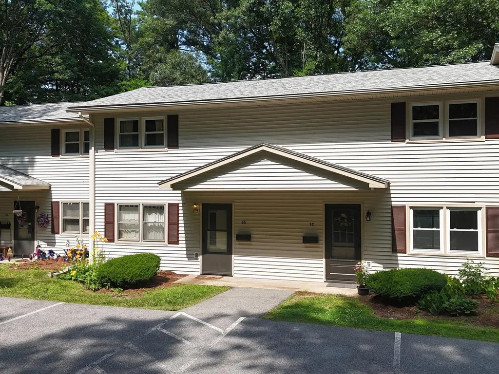 86 Pinecrest Drive Essex VT 05452