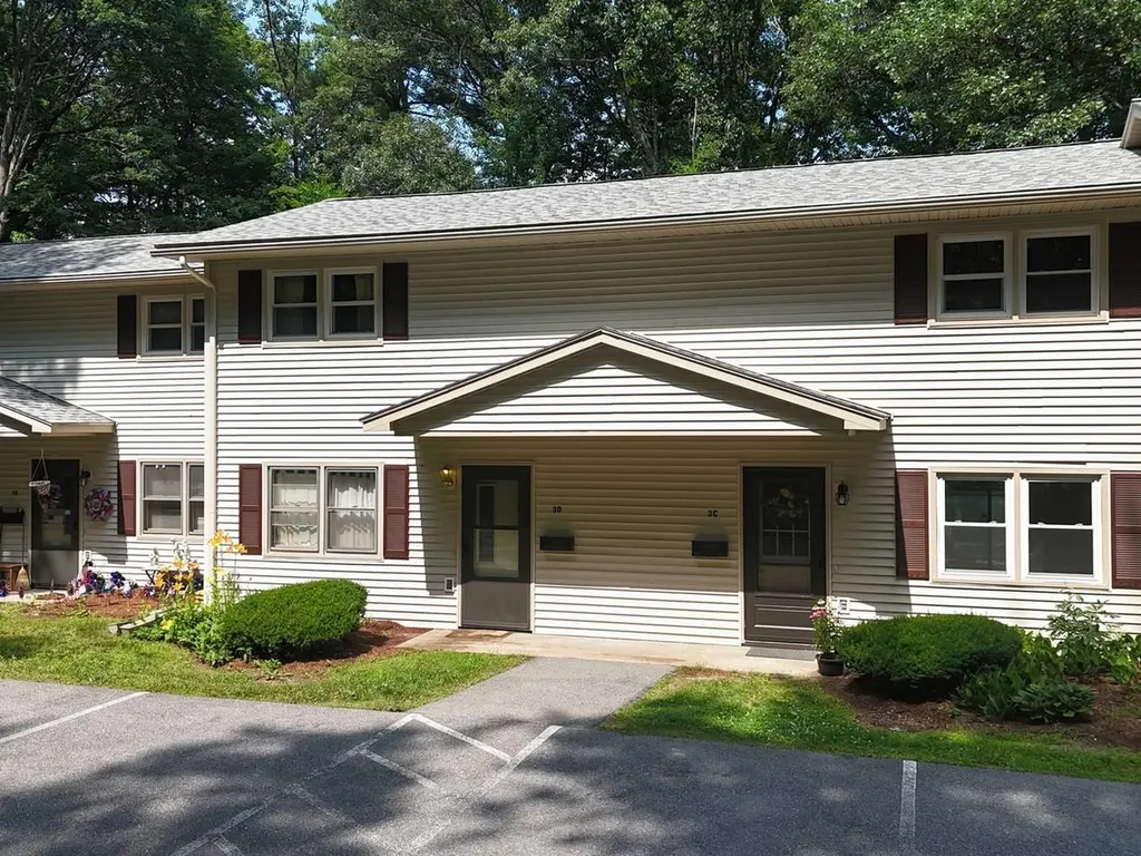 86 Pinecrest Drive Essex VT 05452