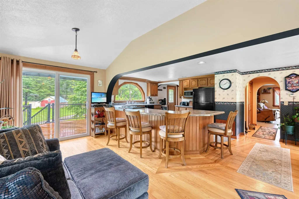 5131 Main Road Stamford VT 05352