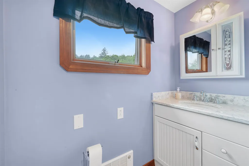5131 Main Road Stamford VT 05352
