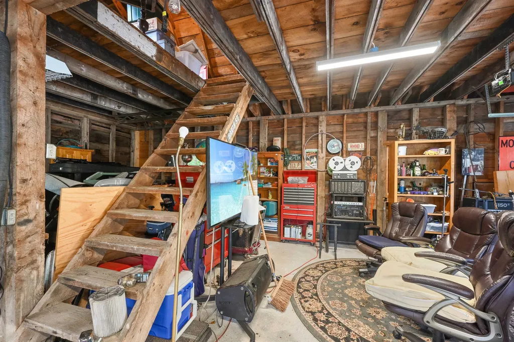 5131 Main Road Stamford VT 05352