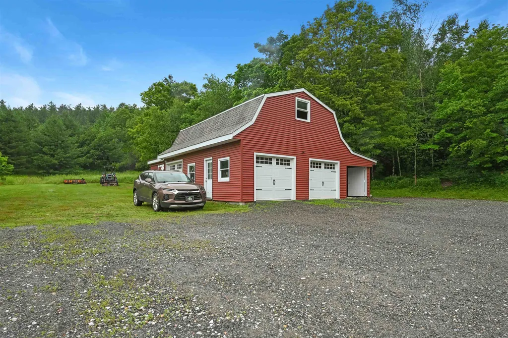 5131 Main Road Stamford VT 05352