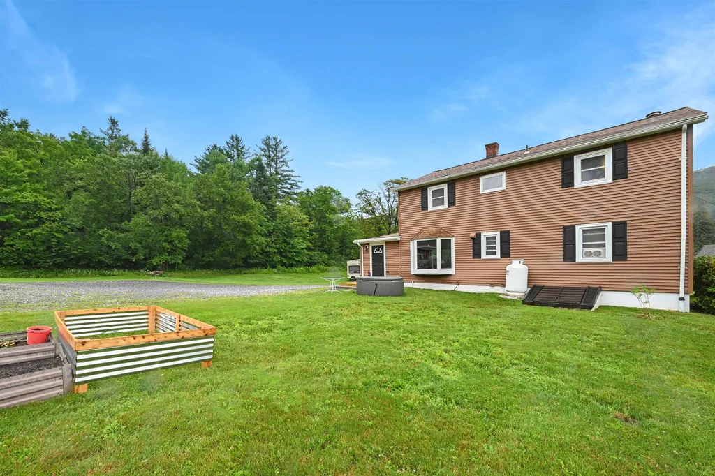 5131 Main Road Stamford VT 05352