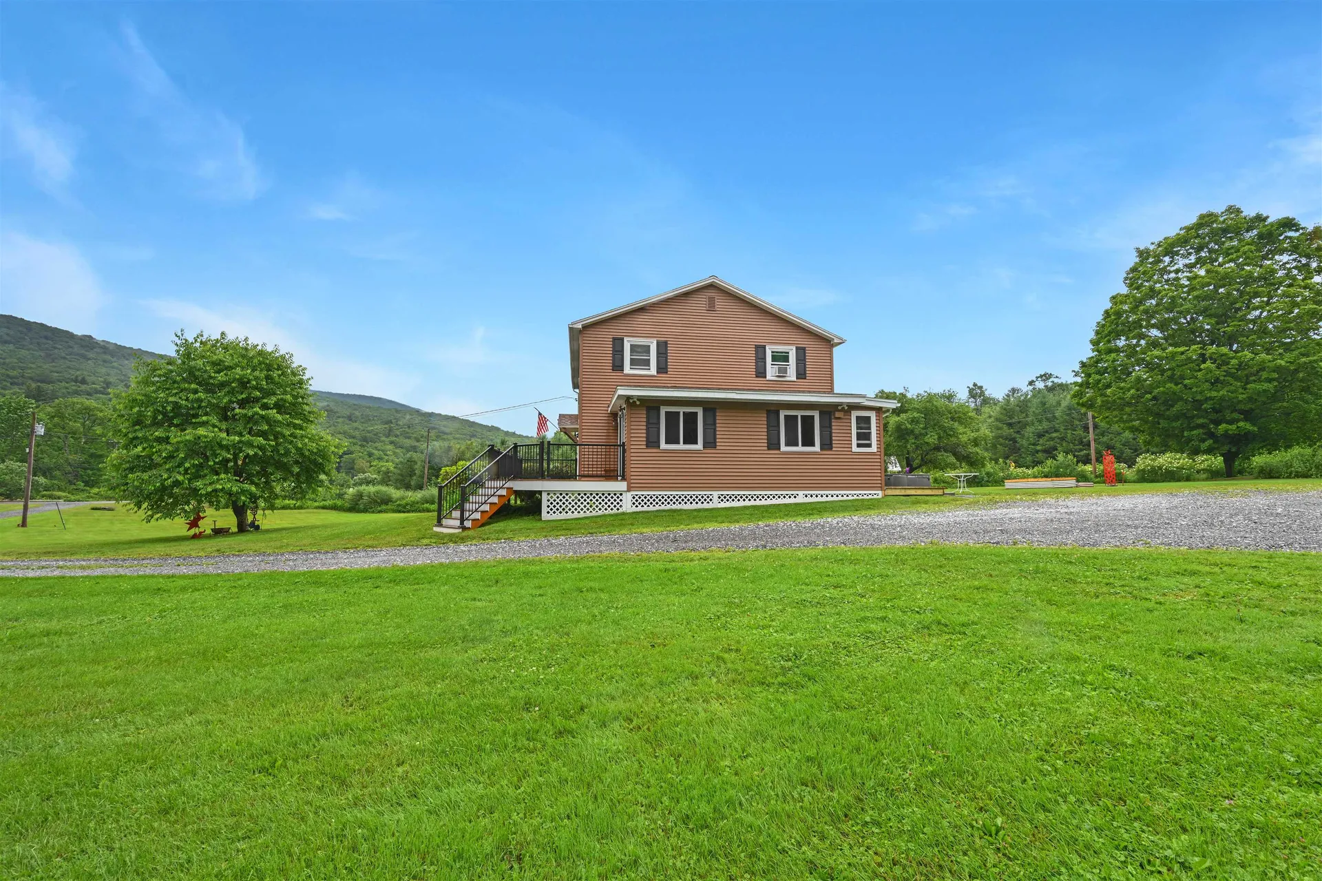 5131 Main Road Stamford VT 05352