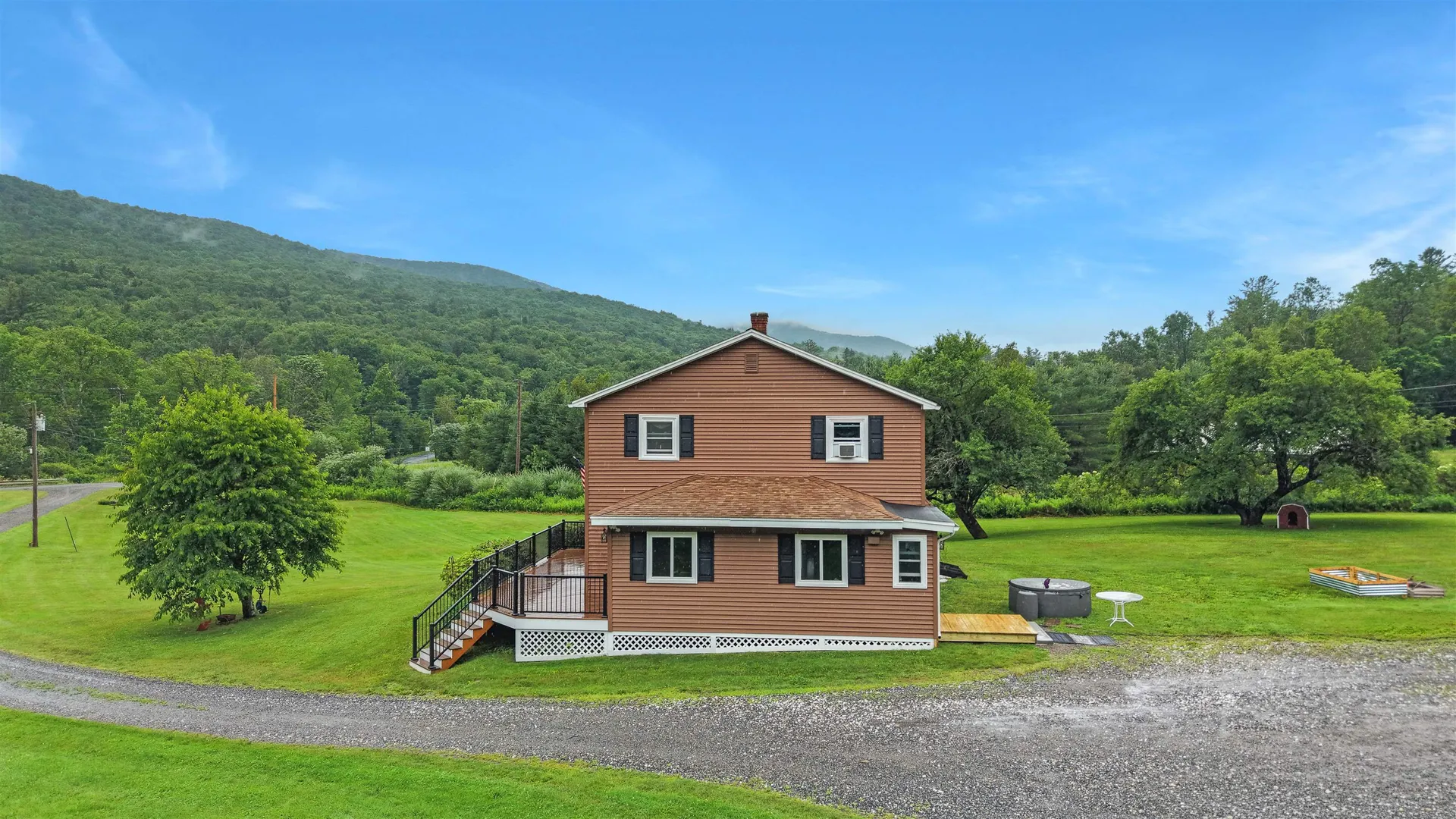 5131 Main Road Stamford VT 05352