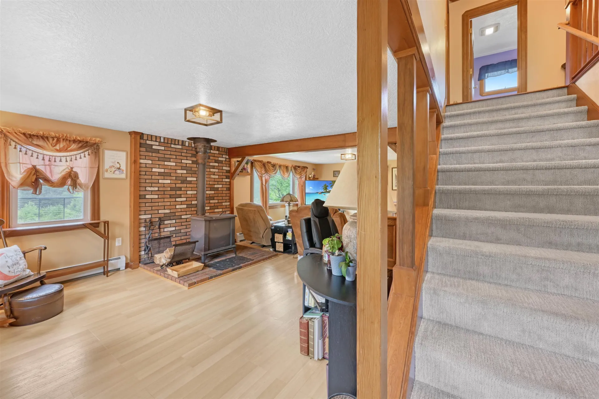 5131 Main Road Stamford VT 05352