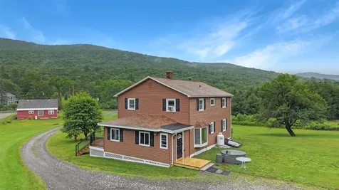 5131 Main Road Stamford VT 05352