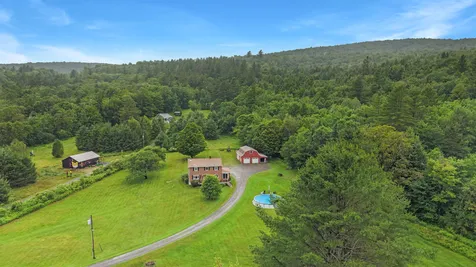 5131 Main Road Stamford VT 05352